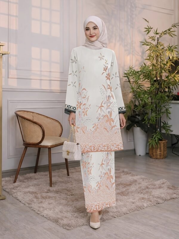 171abc87-eca0-4c5f-b206-1252dc8c431e.jpg Batik Moss Crepe Baju Kurung Set