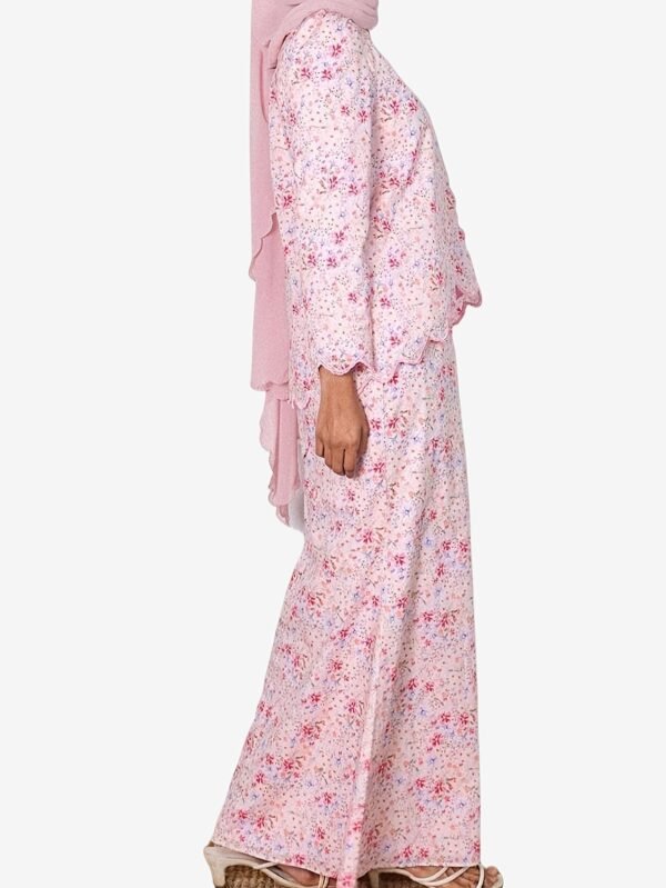3a31d156-e513-4f40-8118-5f186474208b.jpg Elegant Printed Muslimah Abaya