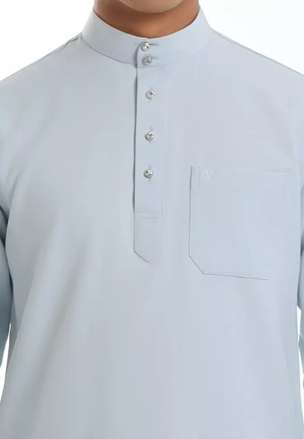 alain-delon-3993-4074754-3.jpg.webp Sleek Grey Baju Melayu
