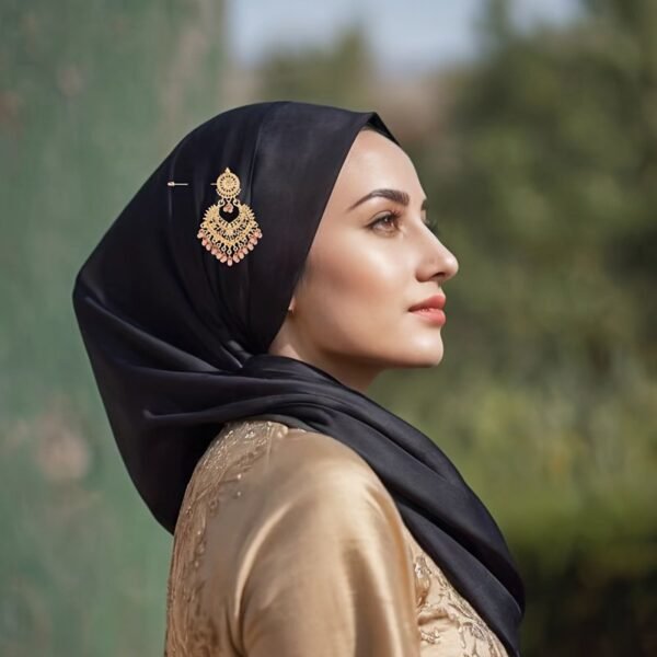 d6ee722e-8a81-4a71-aa85-8baf9aadb64c.jpg Royal Rhinestone Hijab Pin