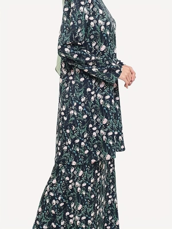 e41f0420-b38a-4ee5-9d92-de7c6c81158d.jpg Floral Long Sleeve Baju Kurung Set