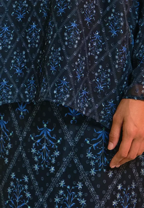 poplook-1911-2282454-5.jpg.webp Blue Motif Kurung Set